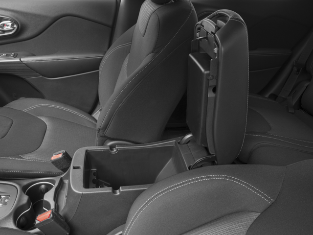 2016 Jeep Cherokee Altitude