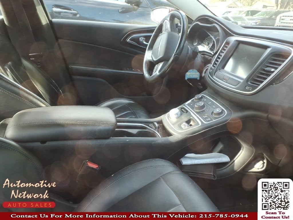 2016 Chrysler 200 C