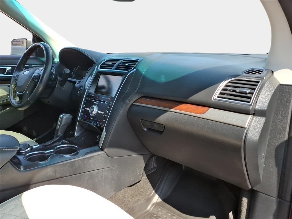 2016 Ford Explorer Platinum
