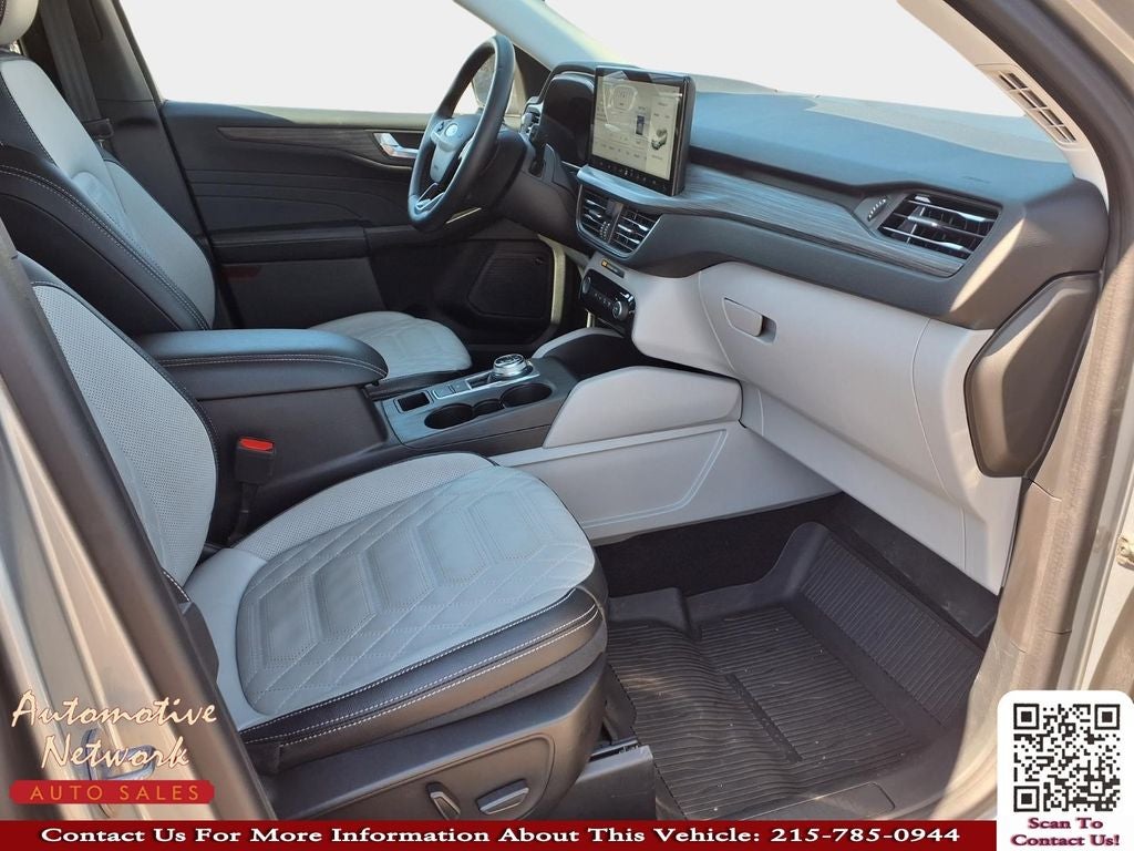 2023 Ford Escape Plug-In Hybrid Base