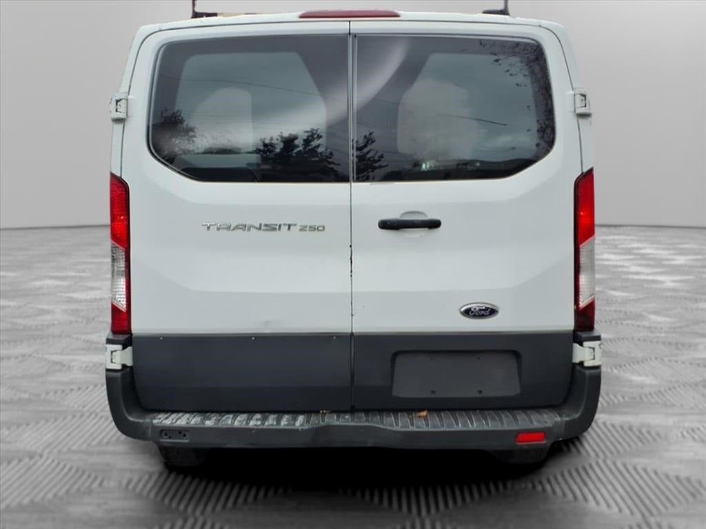 2015 Ford Transit-250 Base