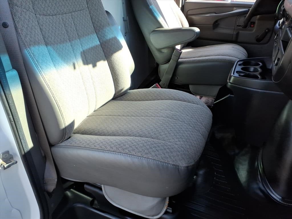 2015 Chevrolet Express 3500 Work Van Cutaway