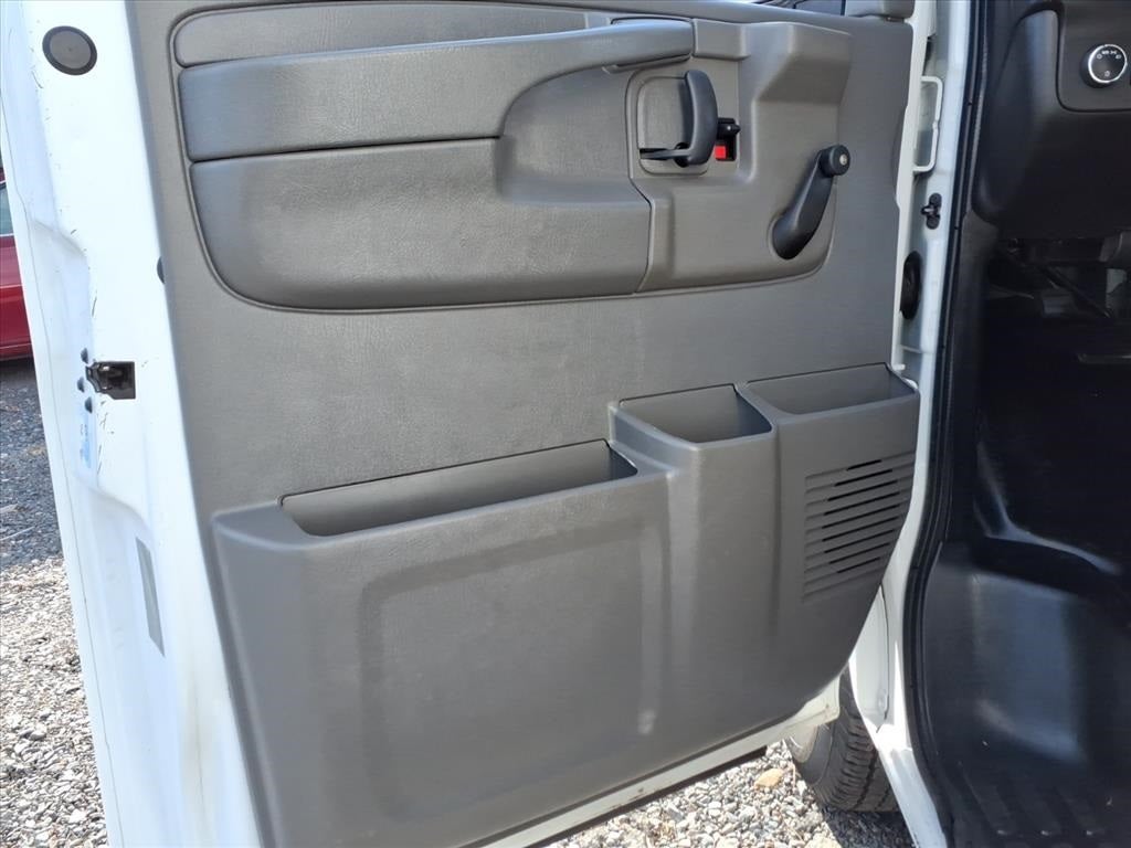 2015 Chevrolet Express 3500 Work Van Cutaway