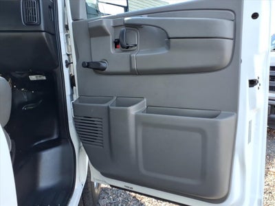 2015 Chevrolet Express 3500 Work Van Cutaway