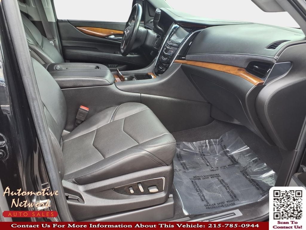 2017 Cadillac Escalade Luxury