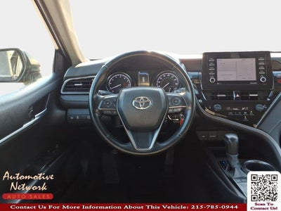 2022 Toyota Camry SE