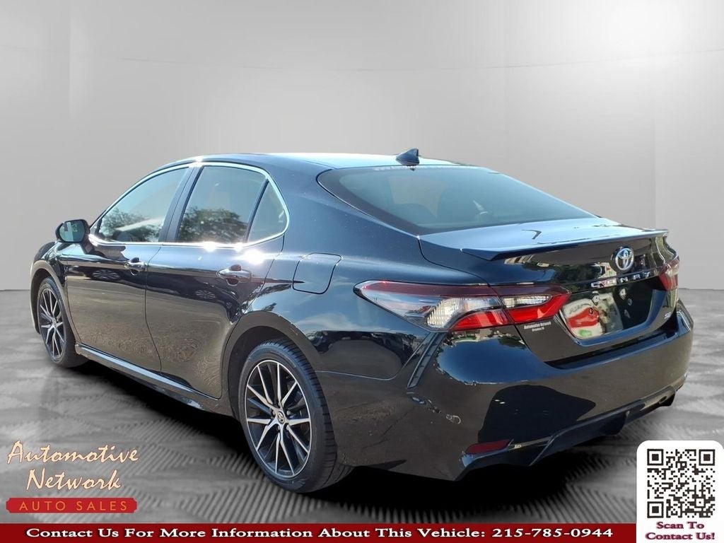 2022 Toyota Camry SE