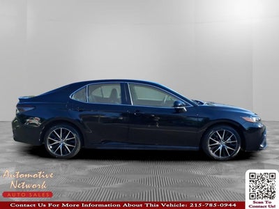 2022 Toyota Camry SE