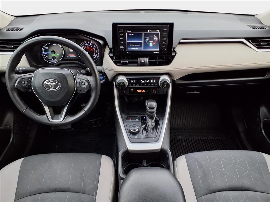 2022 Toyota RAV4 Hybrid XLE