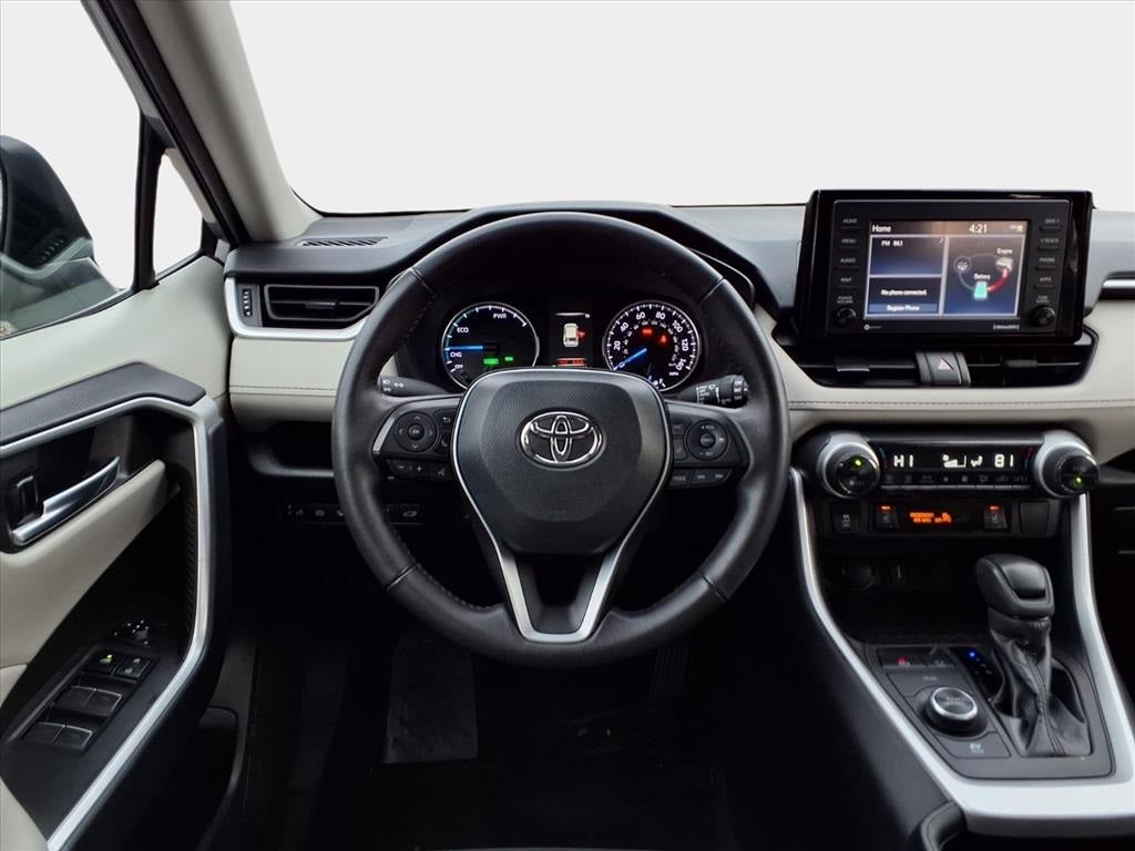 2022 Toyota RAV4 Hybrid XLE