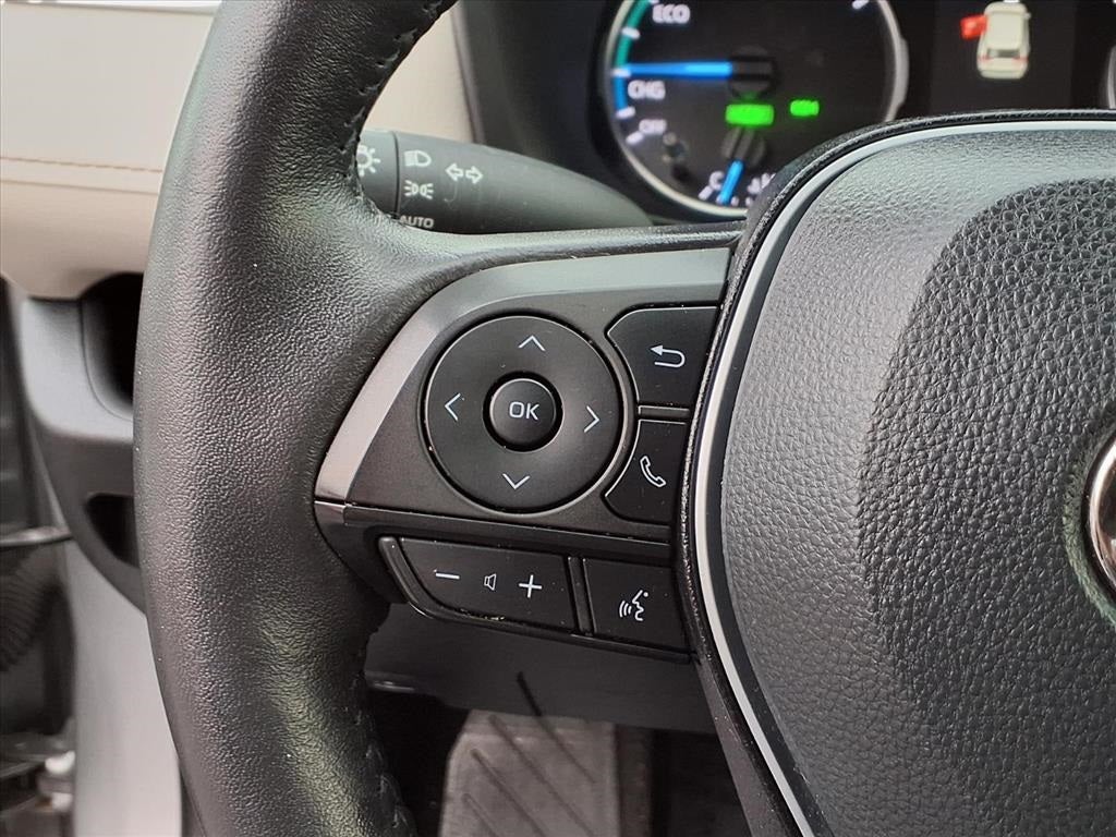 2022 Toyota RAV4 Hybrid XLE