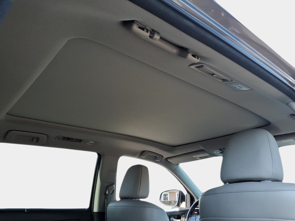 2016 Toyota Highlander Base