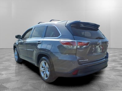 2016 Toyota Highlander Base