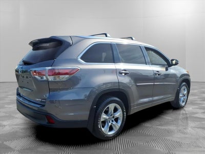 2016 Toyota Highlander Base