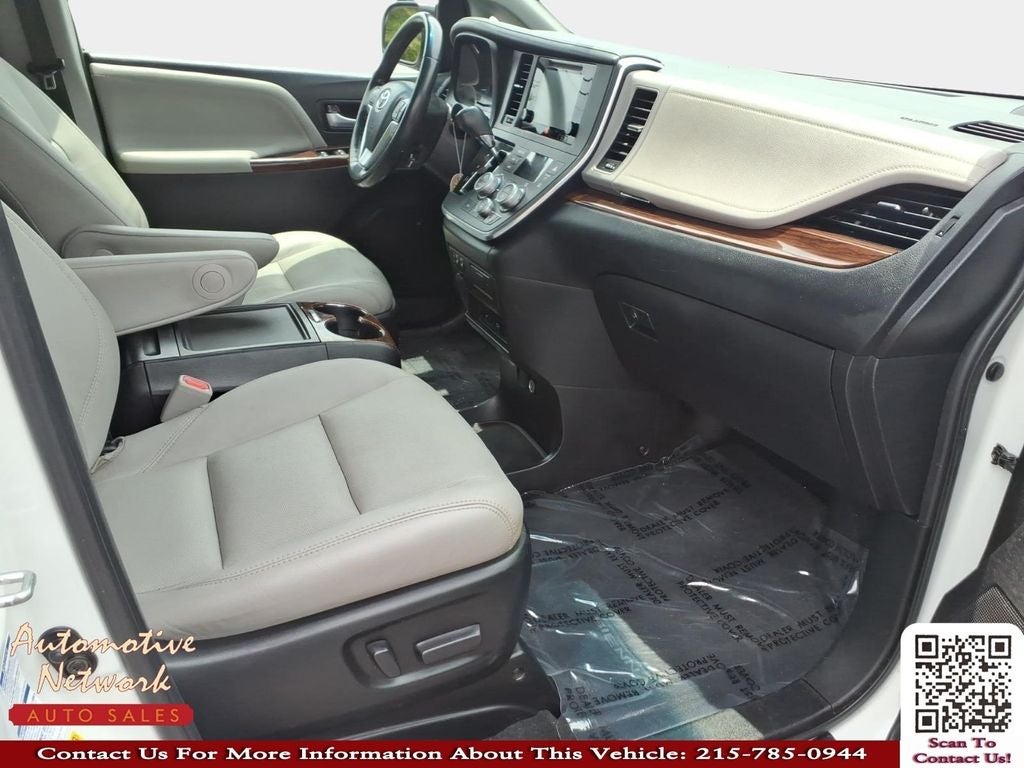 2017 Toyota Sienna Limited Premium 7 Passenger