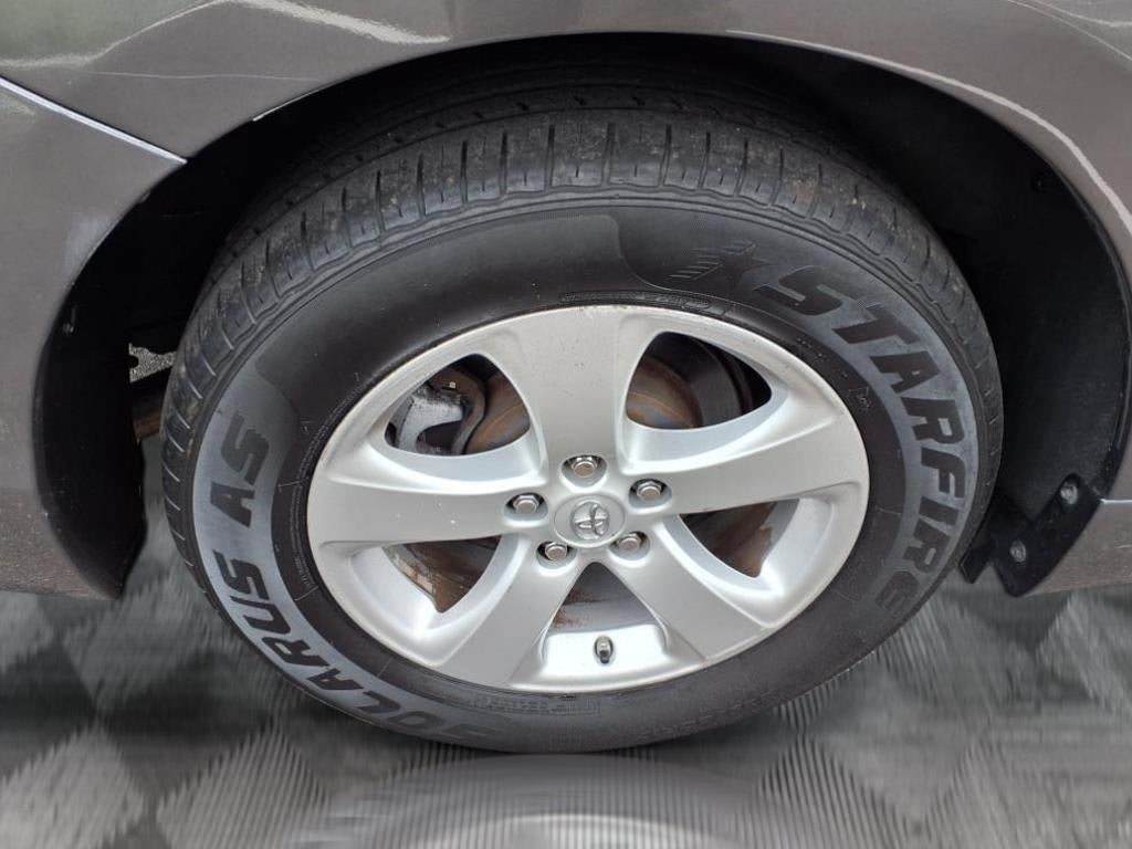 2013 Toyota Sienna L 7 Passenger