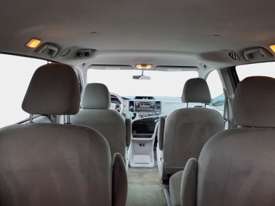 2013 Toyota Sienna L 7 Passenger