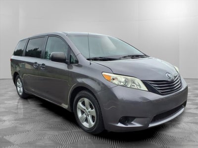 2013 Toyota Sienna L 7 Passenger