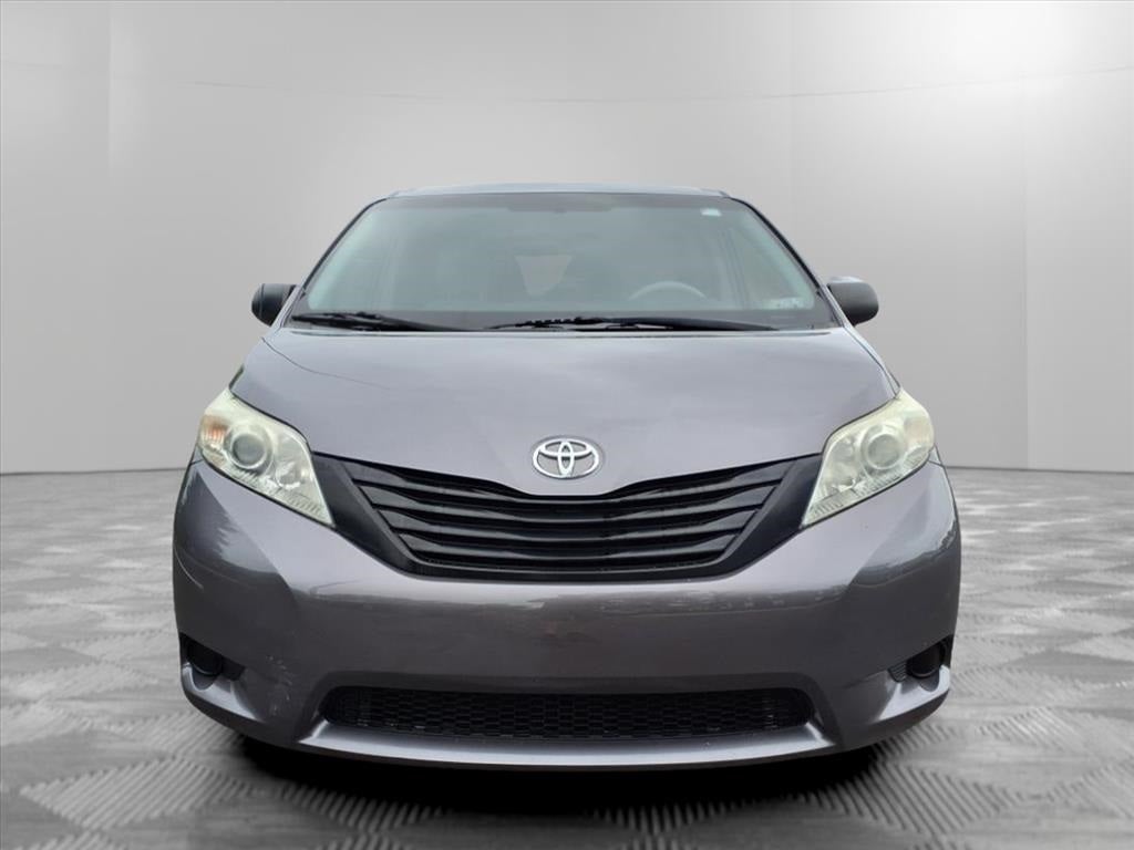 2013 Toyota Sienna L 7 Passenger