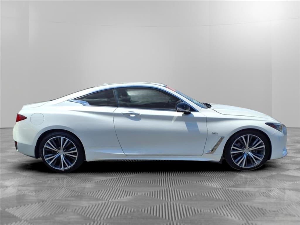2018 INFINITI Q60 3.0t LUXE