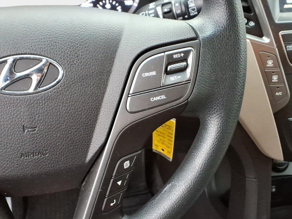 2018 Hyundai Santa Fe SE