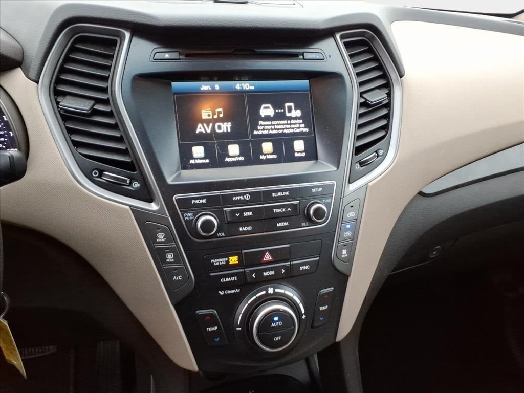 2018 Hyundai Santa Fe SE