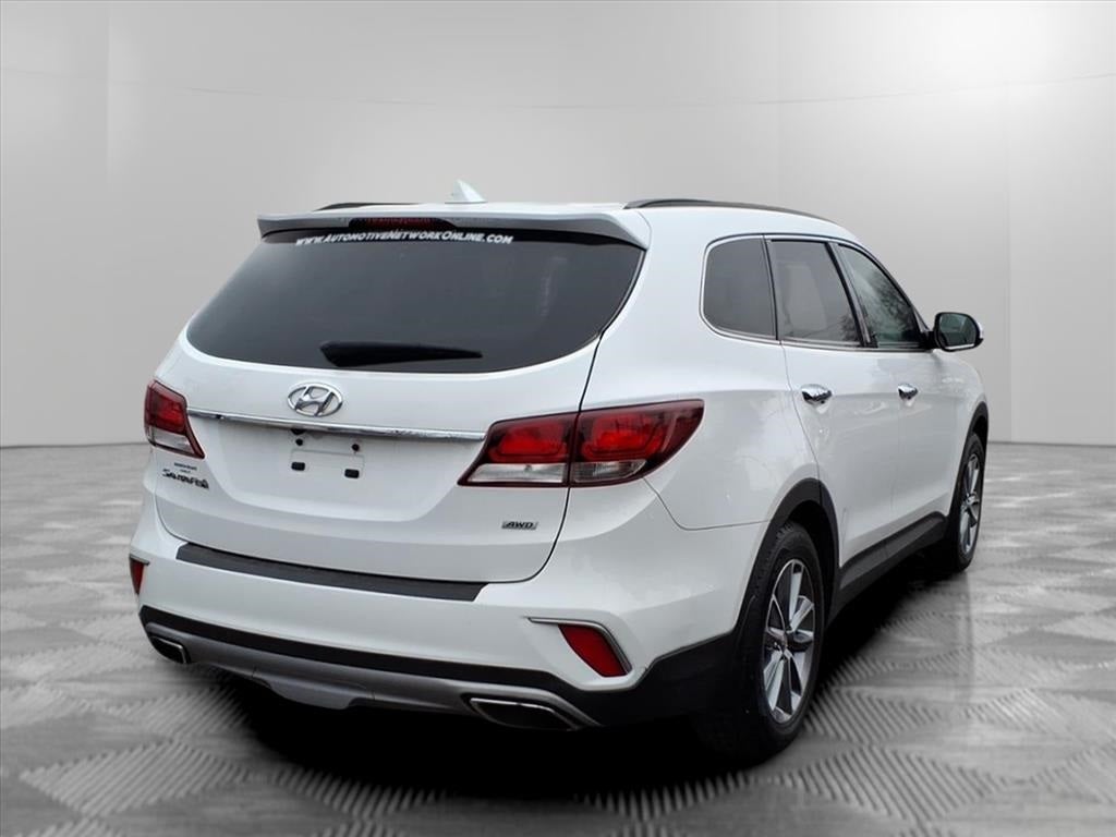 2018 Hyundai Santa Fe SE