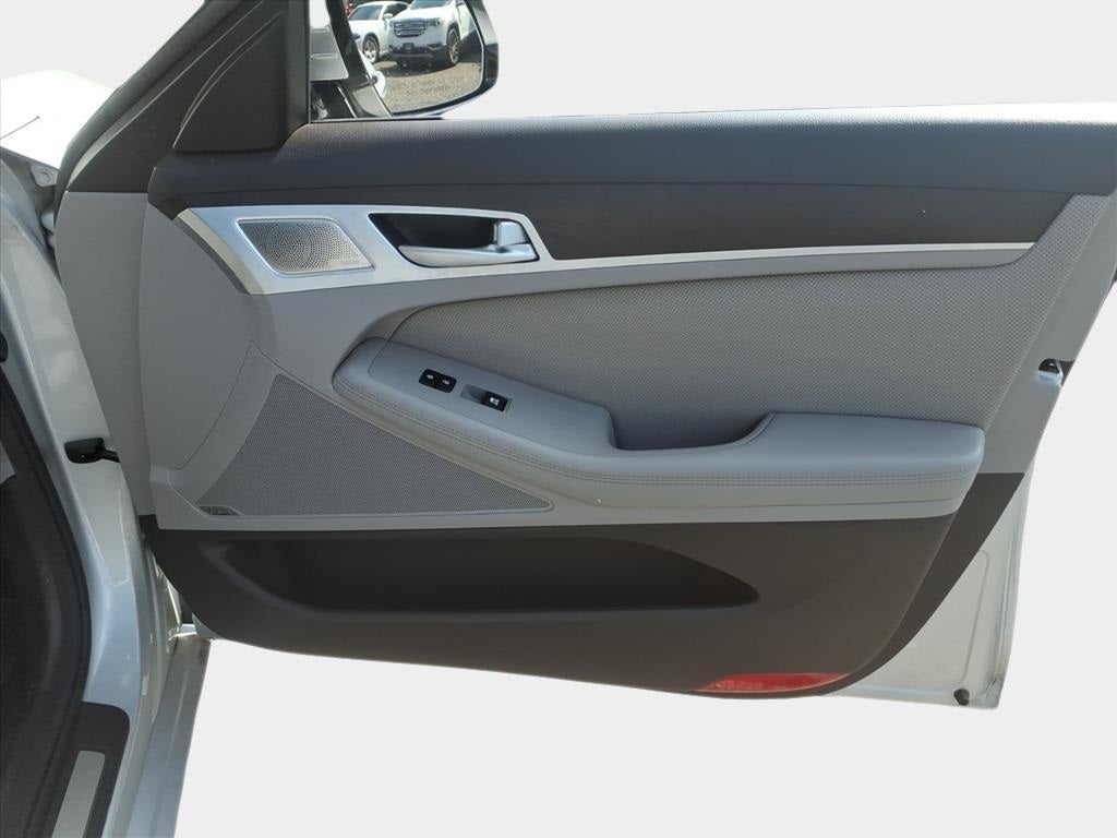 2018 Genesis G80 3.8