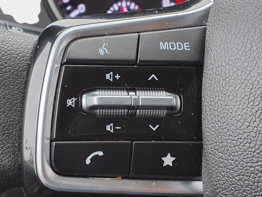 2022 Kia Carnival LX