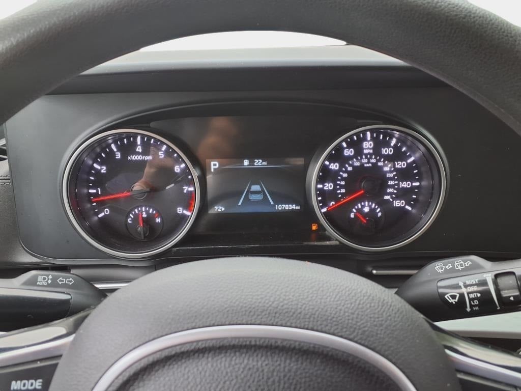 2022 Kia Carnival LX