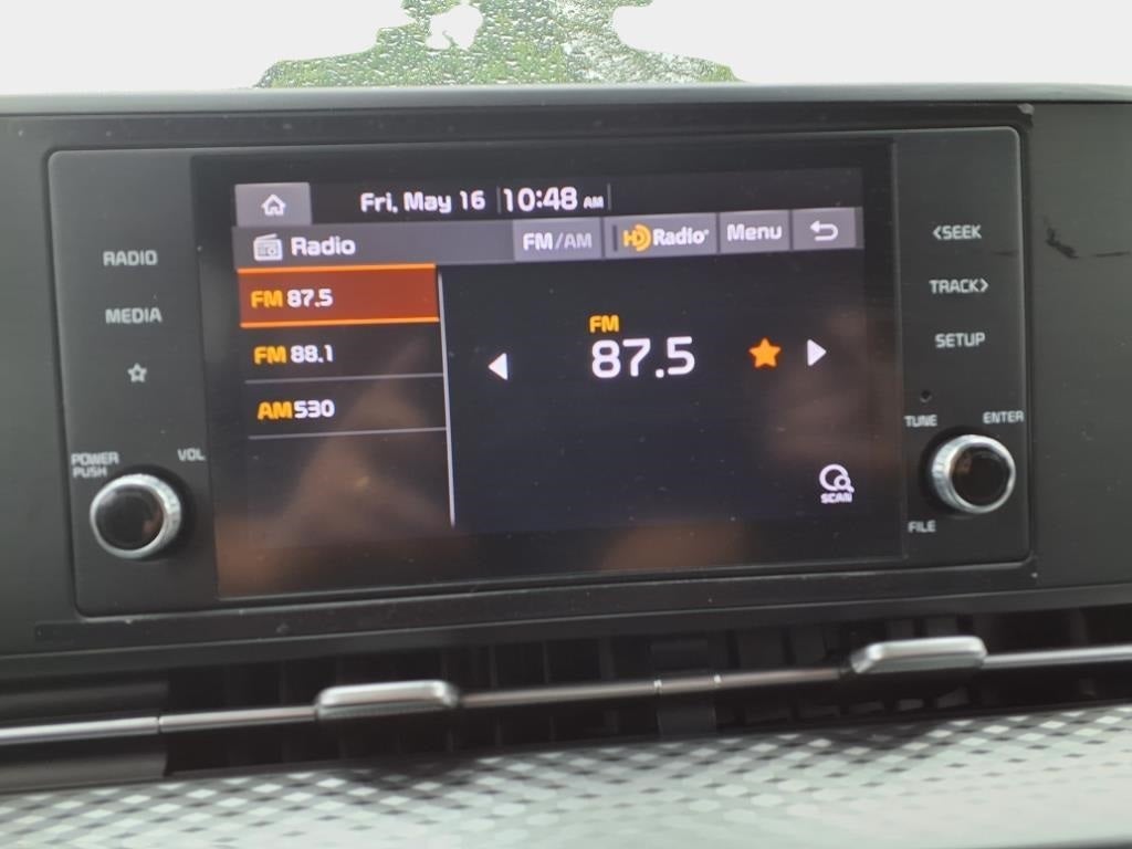 2022 Kia Carnival LX