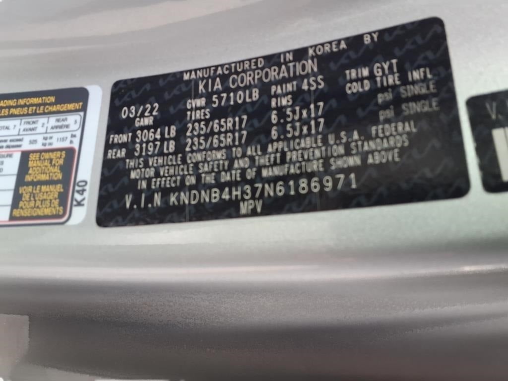 2022 Kia Carnival LX