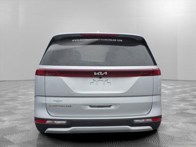 2022 Kia Carnival LX