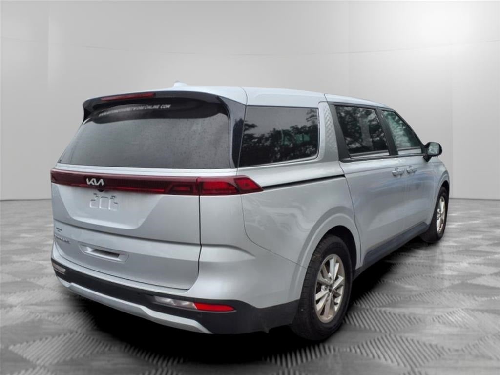 2022 Kia Carnival LX