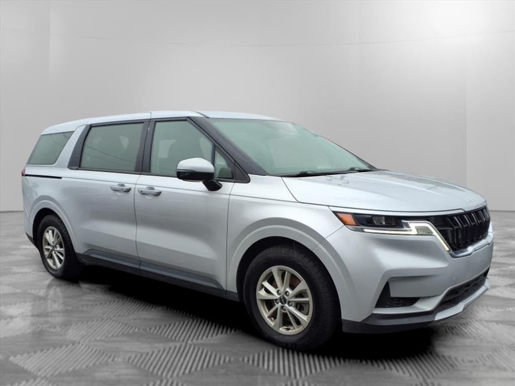 2022 Kia Carnival LX