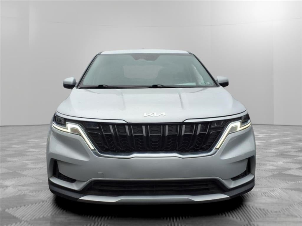 2022 Kia Carnival LX