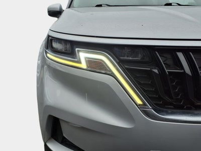 2022 Kia Carnival LX