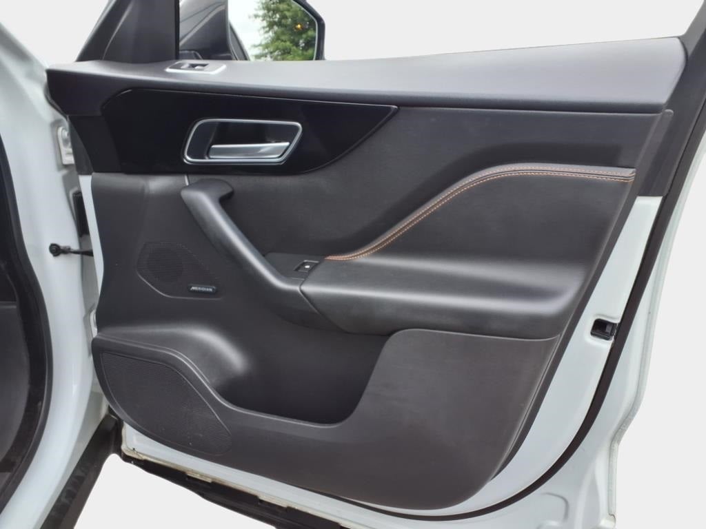 2017 Jaguar F-PACE 35t Prestige