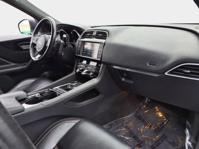 2017 Jaguar F-PACE 35t Prestige