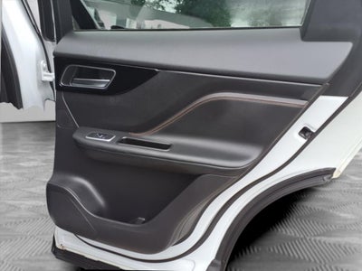 2017 Jaguar F-PACE 35t Prestige