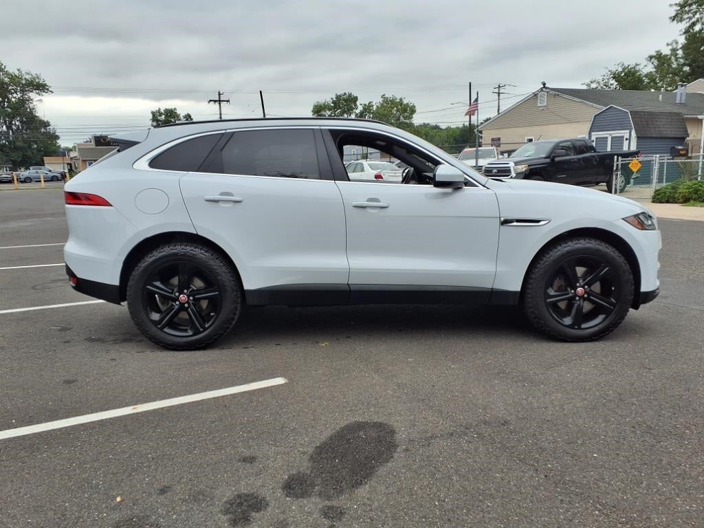 2017 Jaguar F-PACE 35t Prestige