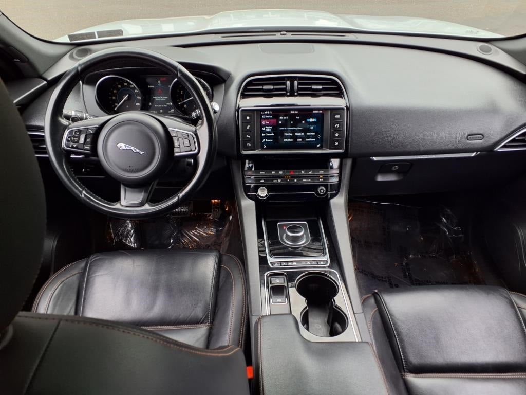 2017 Jaguar F-PACE 35t Prestige