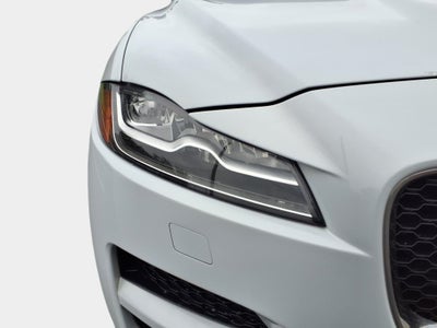 2017 Jaguar F-PACE 35t Prestige