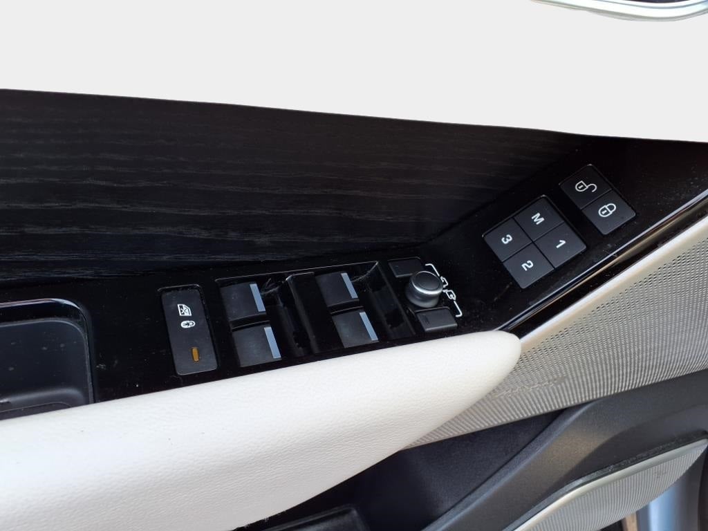 2019 Land Rover Range Rover Velar SE R-Dynamic