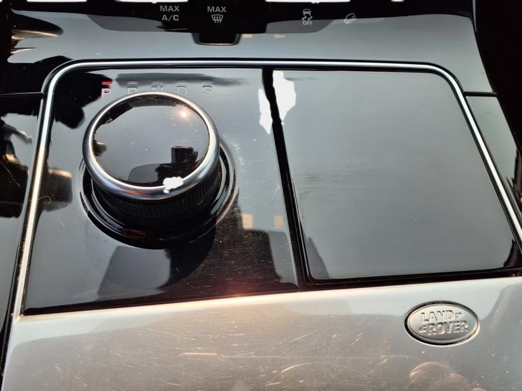 2019 Land Rover Range Rover Velar SE R-Dynamic