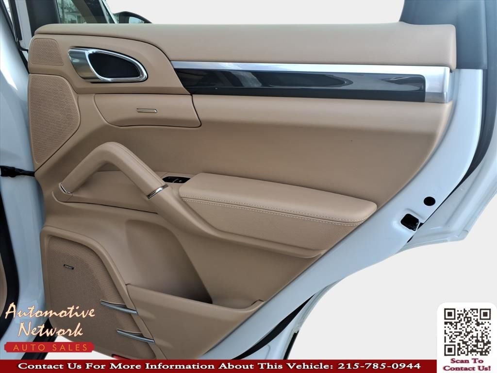 2014 Porsche Cayenne Platinum Edition