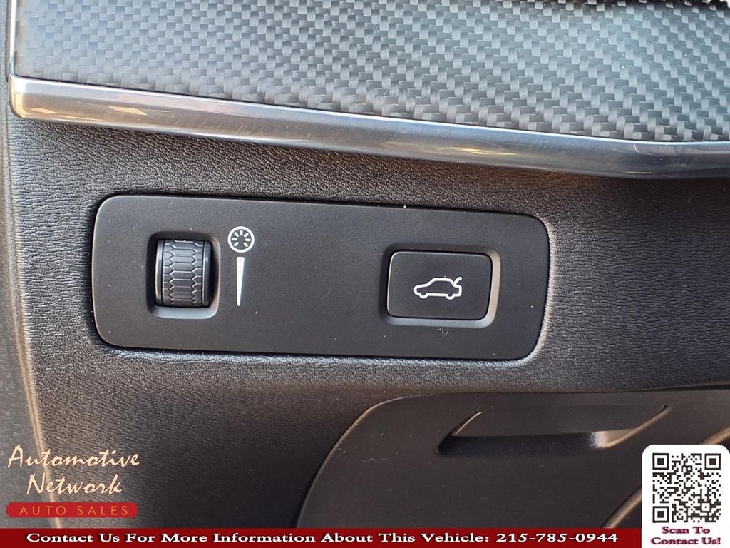 2019 Volvo XC90 T6 R-Design