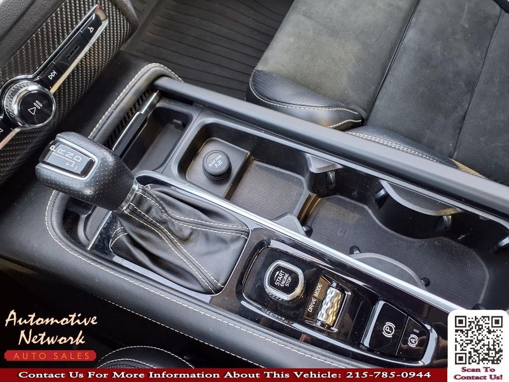 2019 Volvo XC90 T6 R-Design